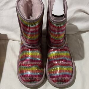 UGG 3 Kids' Classic Short II Colorful Mural Boots in RBW rainbow sequine euc box